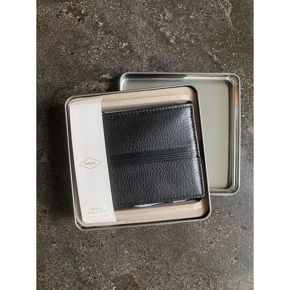 Fossil Men’s Roger Bifold w/ flip ID Wallet Black Leather